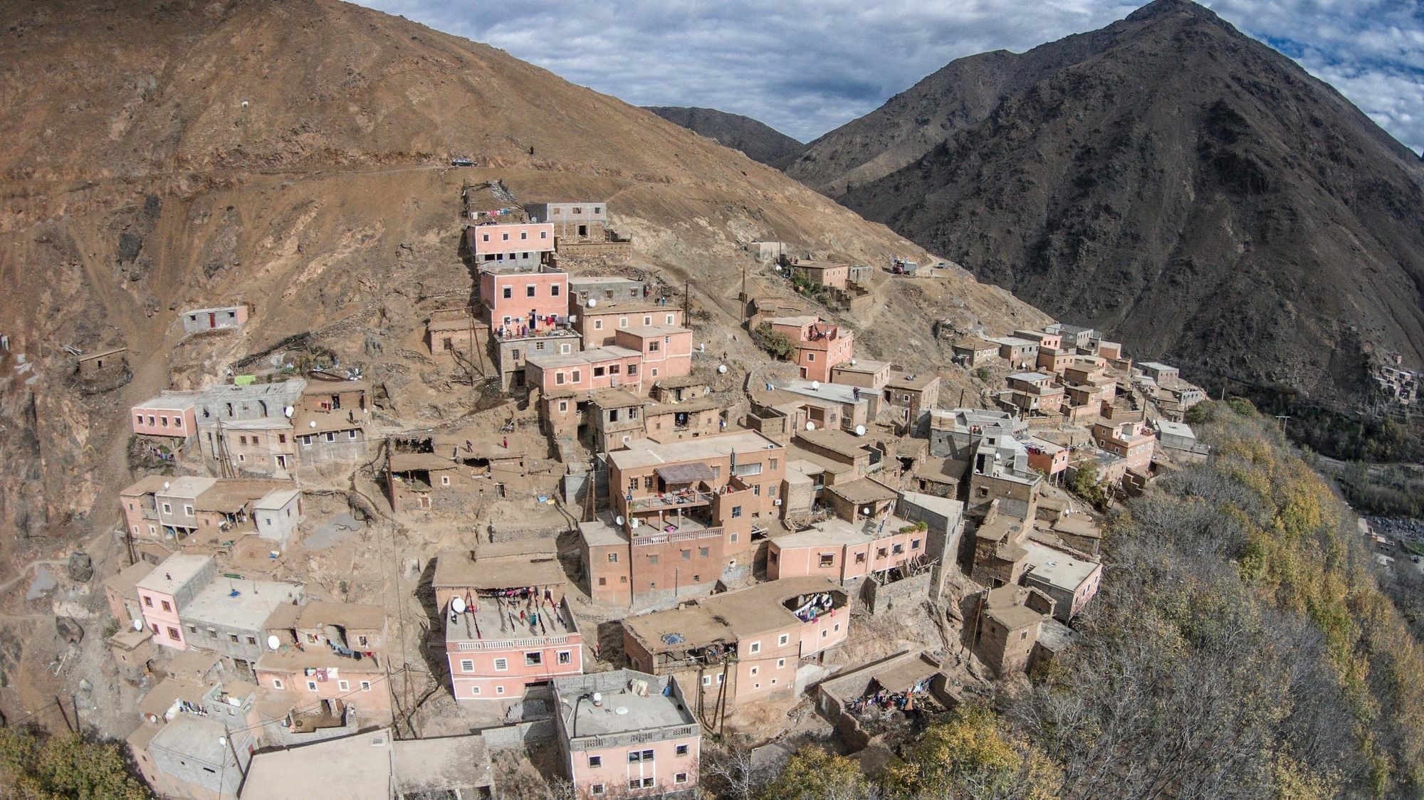 Imlil Authentic Toubkal Lodge ภายนอก รูปภาพ